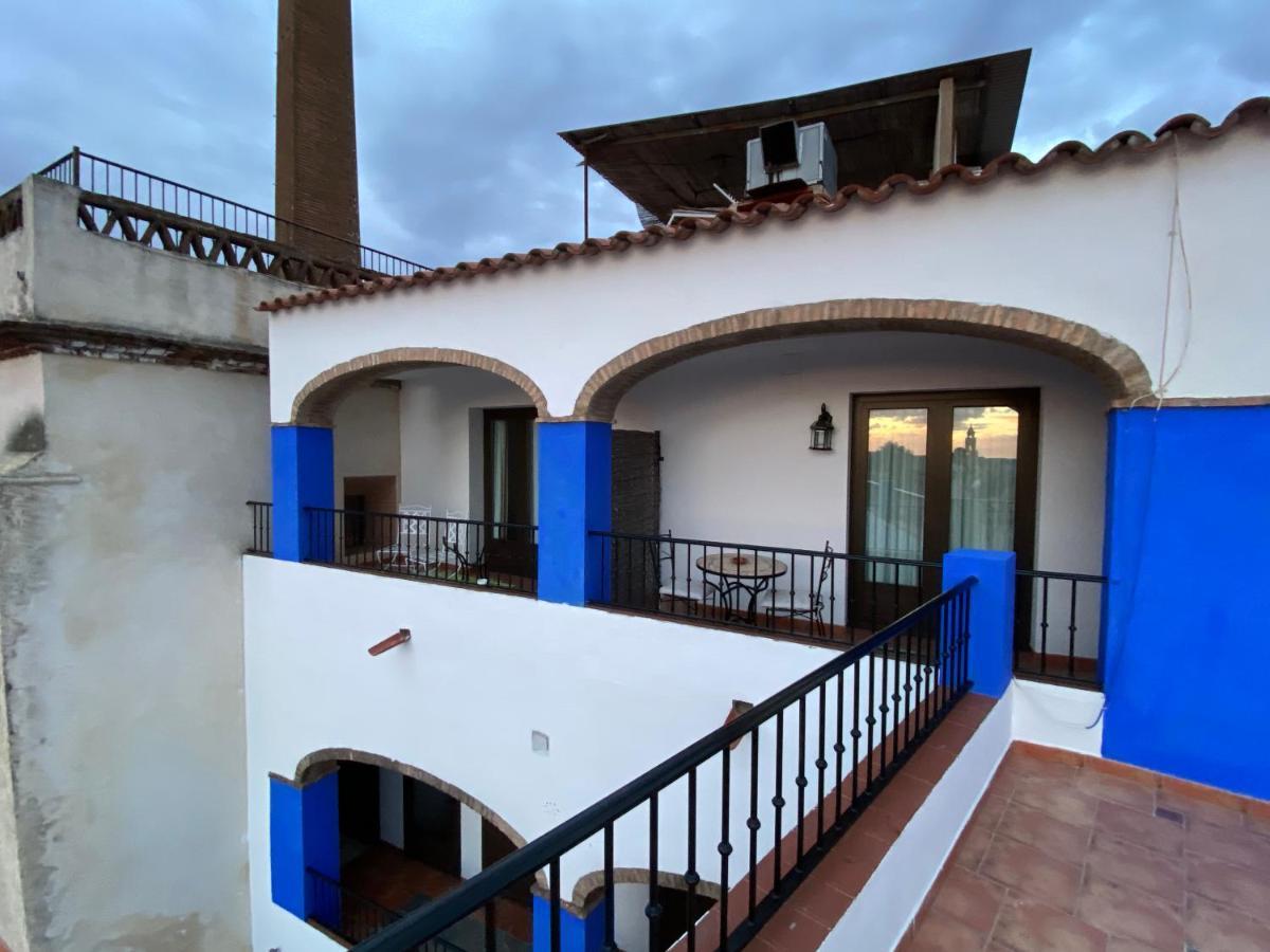 Hotel Rural La Posada De Las Cigueenas Jerez De Los Caballeros Buitenkant foto