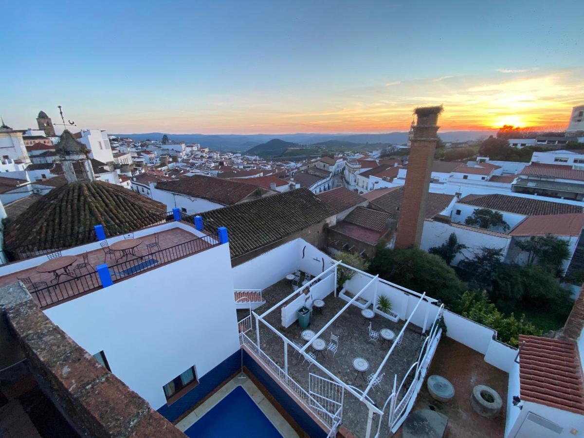Hotel Rural La Posada De Las Cigueenas Jerez De Los Caballeros Buitenkant foto
