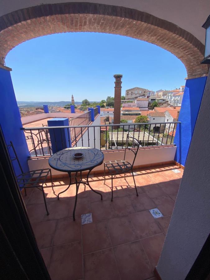 Hotel Rural La Posada De Las Cigueenas Jerez De Los Caballeros Buitenkant foto