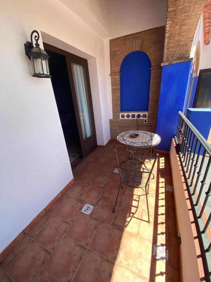 Hotel Rural La Posada De Las Cigueenas Jerez De Los Caballeros Buitenkant foto