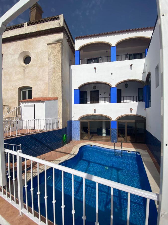 Hotel Rural La Posada De Las Cigueenas Jerez De Los Caballeros Buitenkant foto