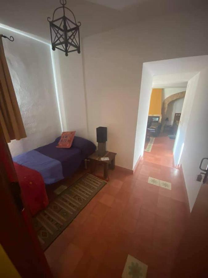 Hotel Rural La Posada De Las Cigueenas Jerez De Los Caballeros Buitenkant foto