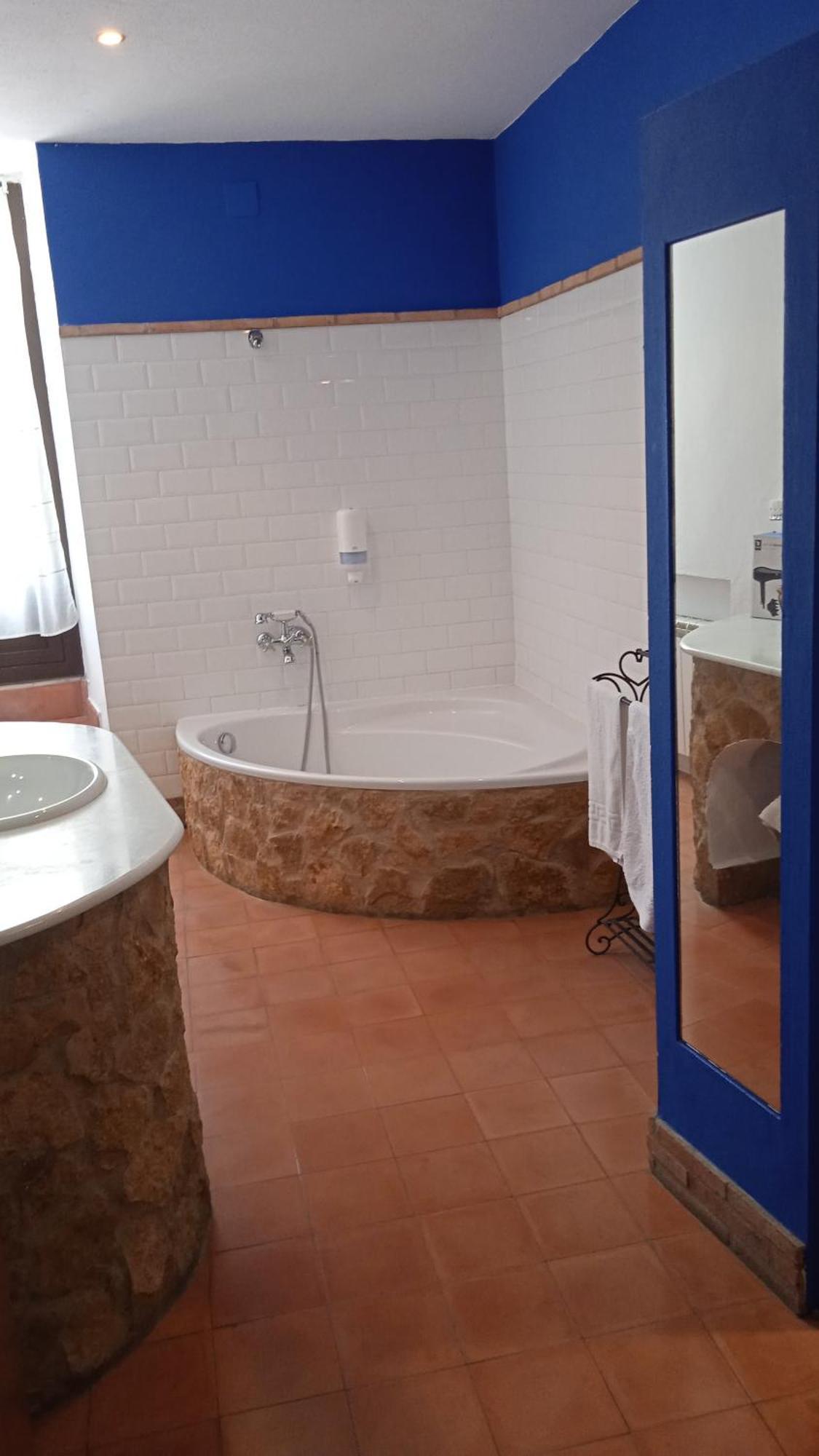 Hotel Rural La Posada De Las Cigueenas Jerez De Los Caballeros Buitenkant foto